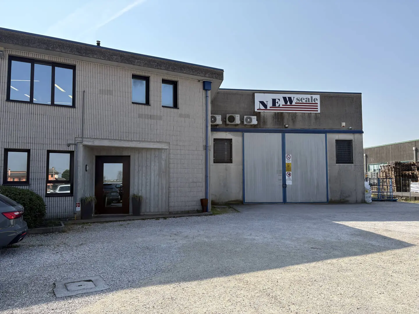 Ingresso della sede Newscale a Salgareda